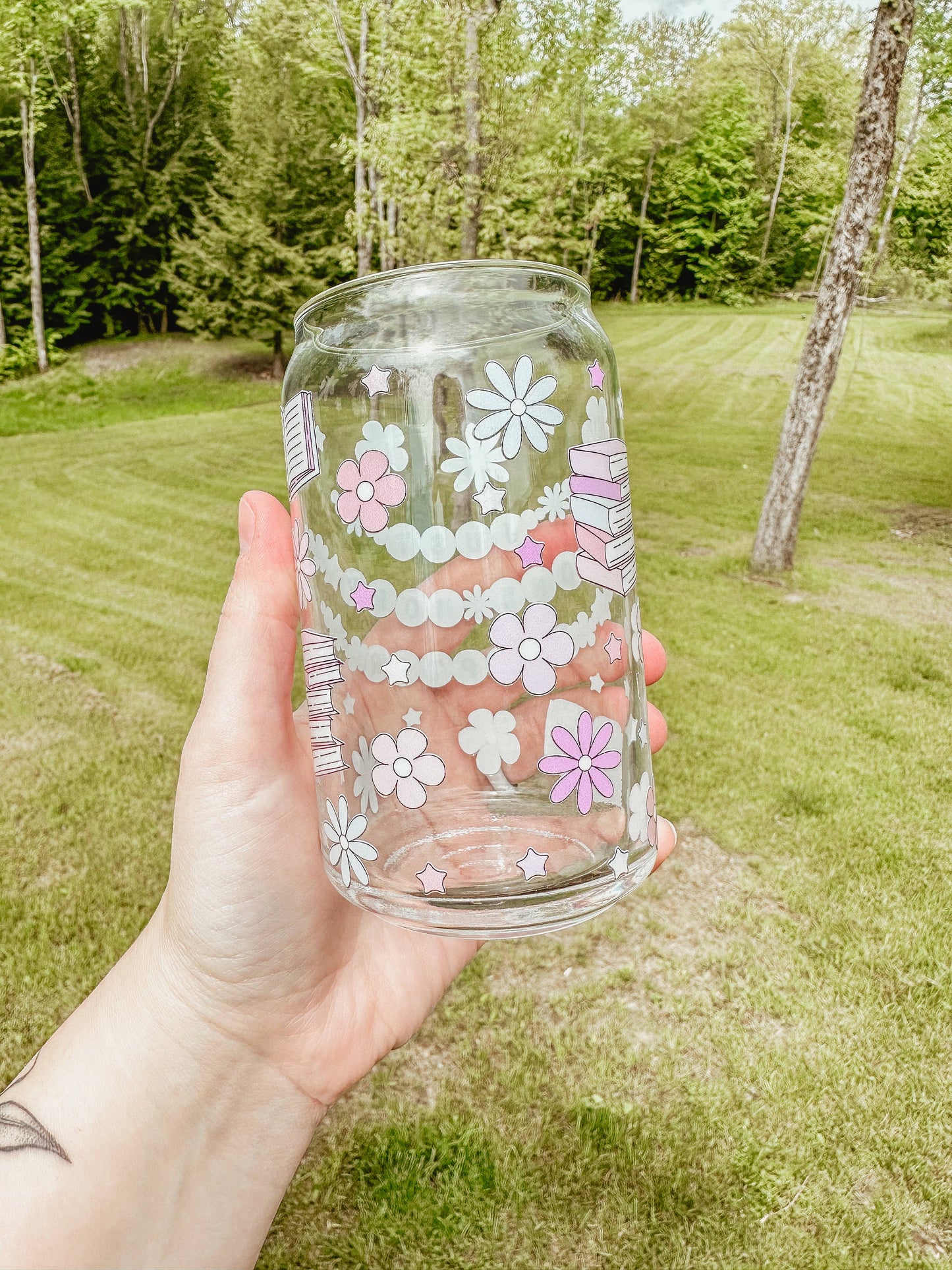 Just One More Chapter Glass Can Cup