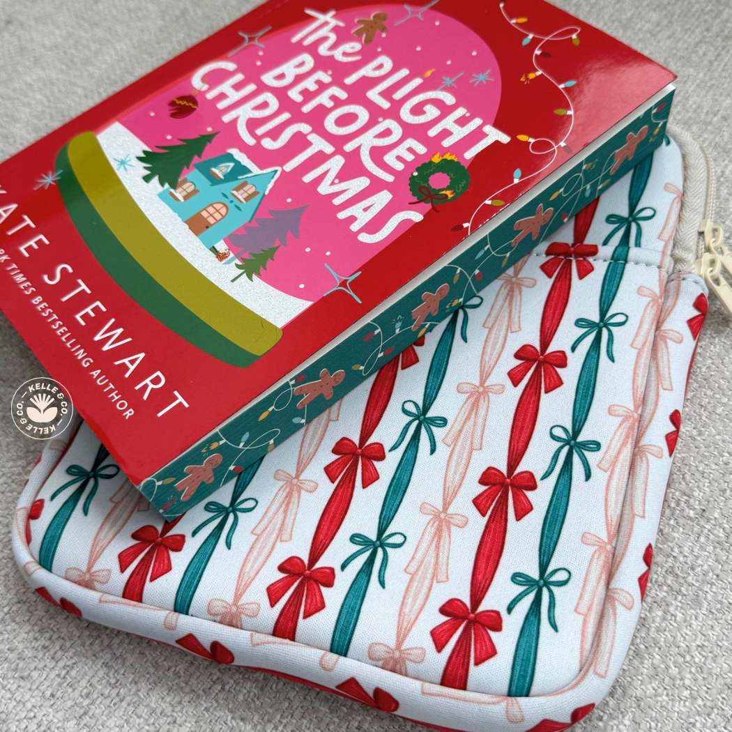Christmas Book Sleeve | Kindle Sleeve | holiday reader gifts