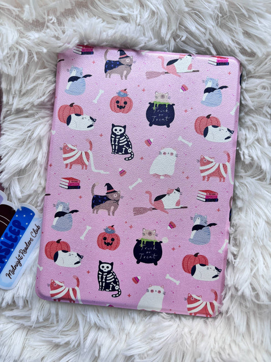 Halloween Cats Clear Back and Handstrap Case