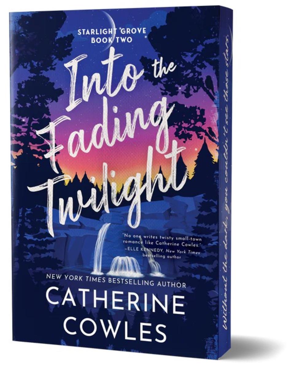 Into the Fading Twilight (Starlight Grove,2) [Indie Exclusive]