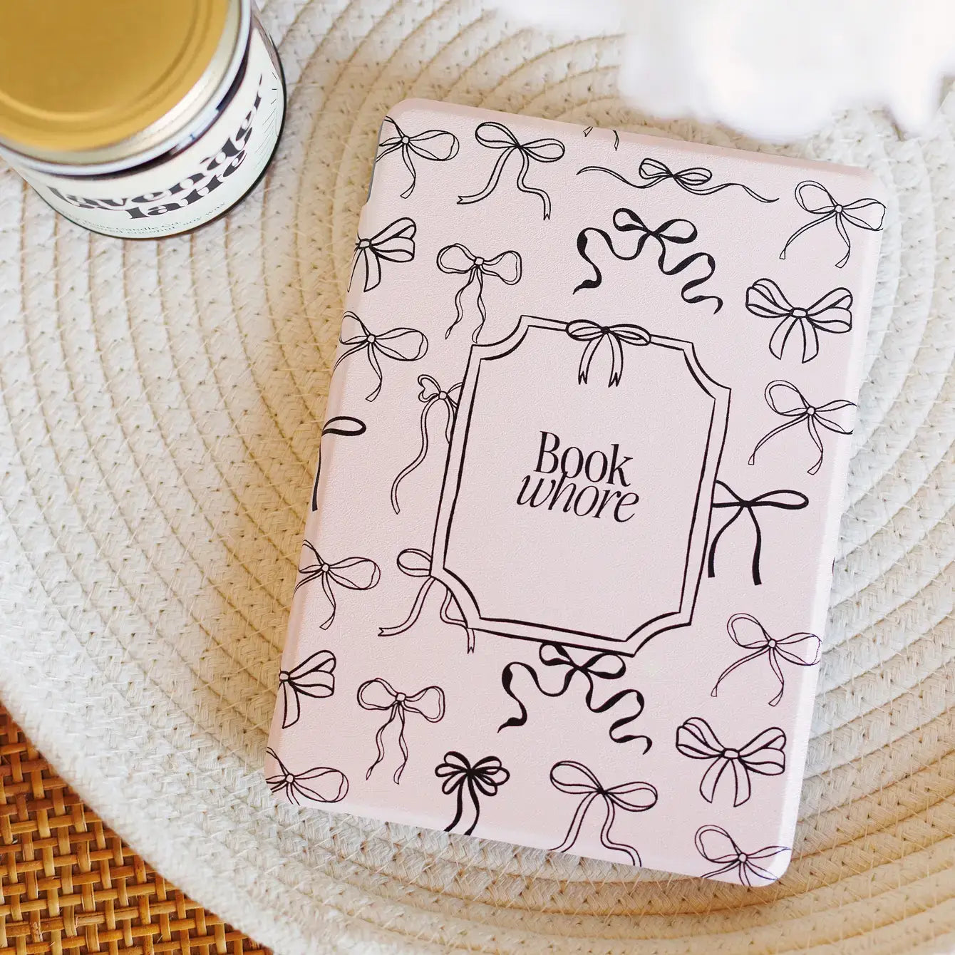 Book Whore Bows Kindle Case - Removable